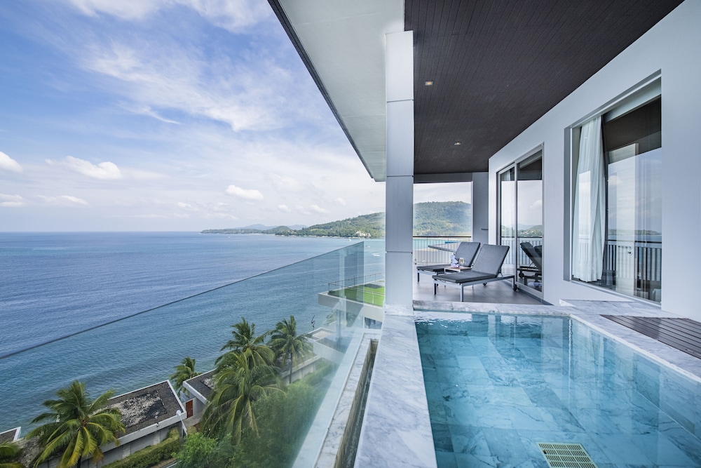 Cape Sienna Gourmet Hotel & Villas — Swimming pool in Kamala, Phuket Province