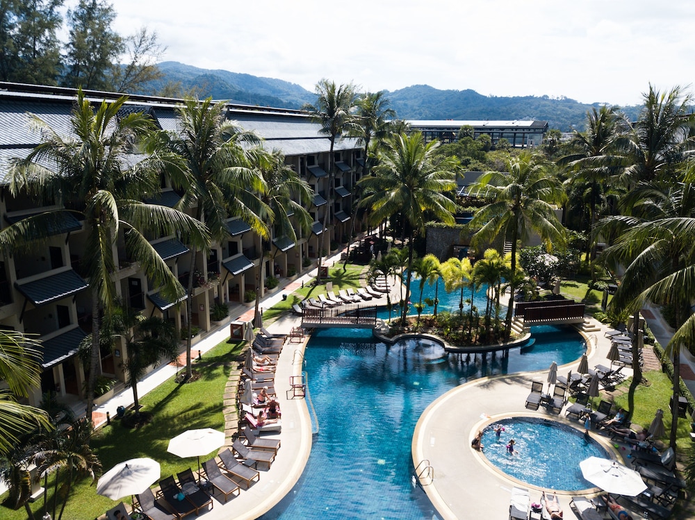 Radisson Resort and Suites Phuket — Swimming pool in Kamala, Phuket Province