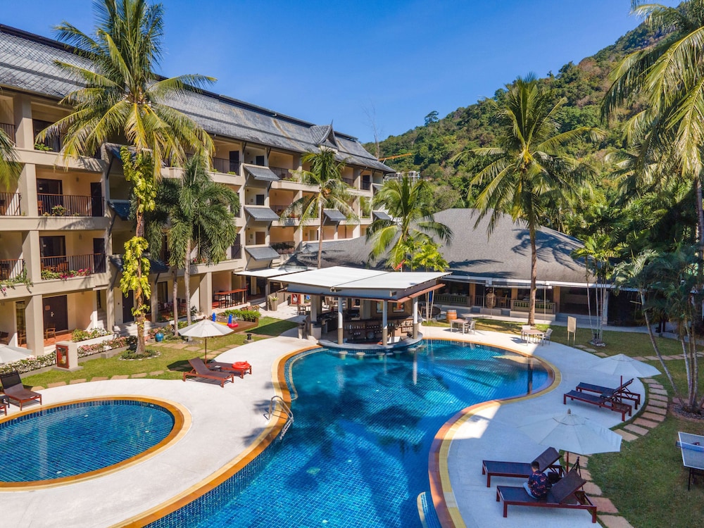 Radisson Resort and Suites Phuket — Swimming pool in Kamala, Phuket Province