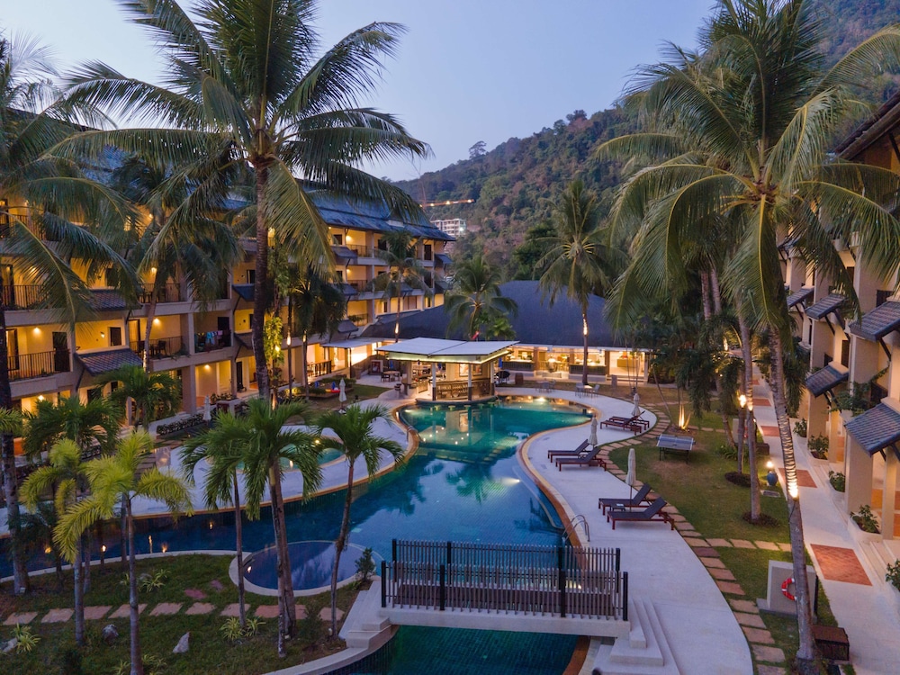 Radisson Resort and Suites Phuket — Swimming pool in Kamala, Phuket Province