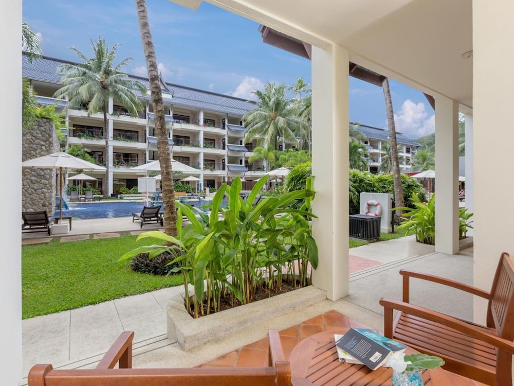 Radisson Resort and Suites Phuket — Hotel building in Kamala, Phuket Province