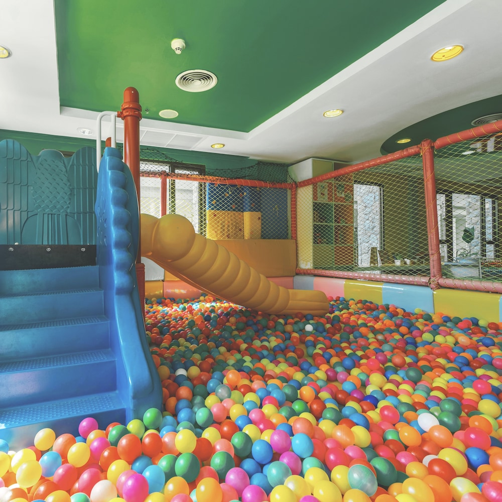 Radisson Resort and Suites Phuket — Attractions for children in Kamala, Phuket Province