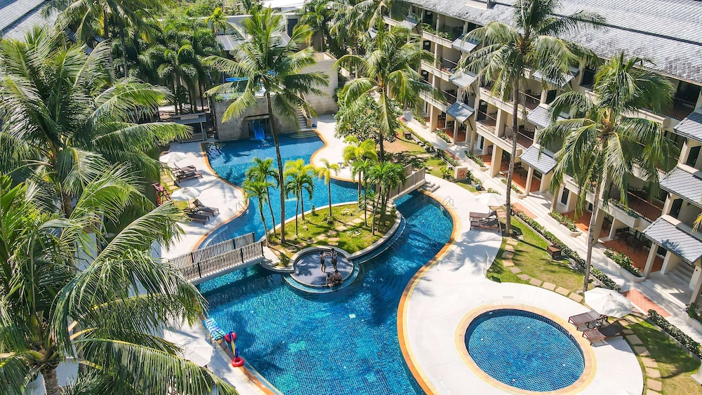 Radisson Resort and Suites Phuket — Swimming pool in Kamala, Phuket Province