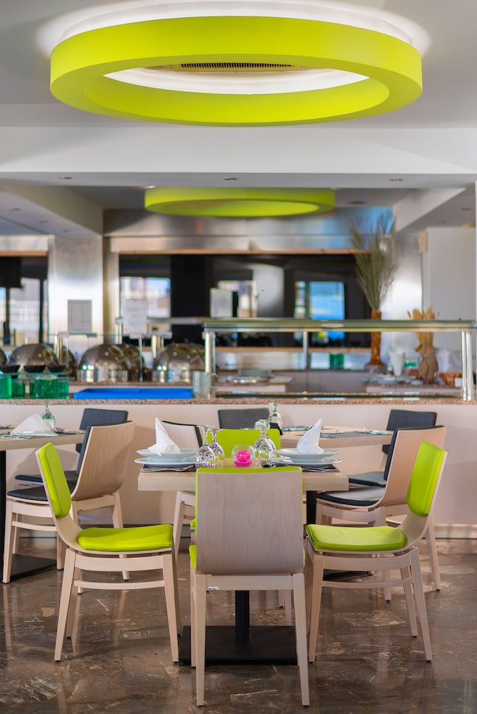 Semiramis City Hotel — Restaurant & bars in Rhodes Town, South Aegean