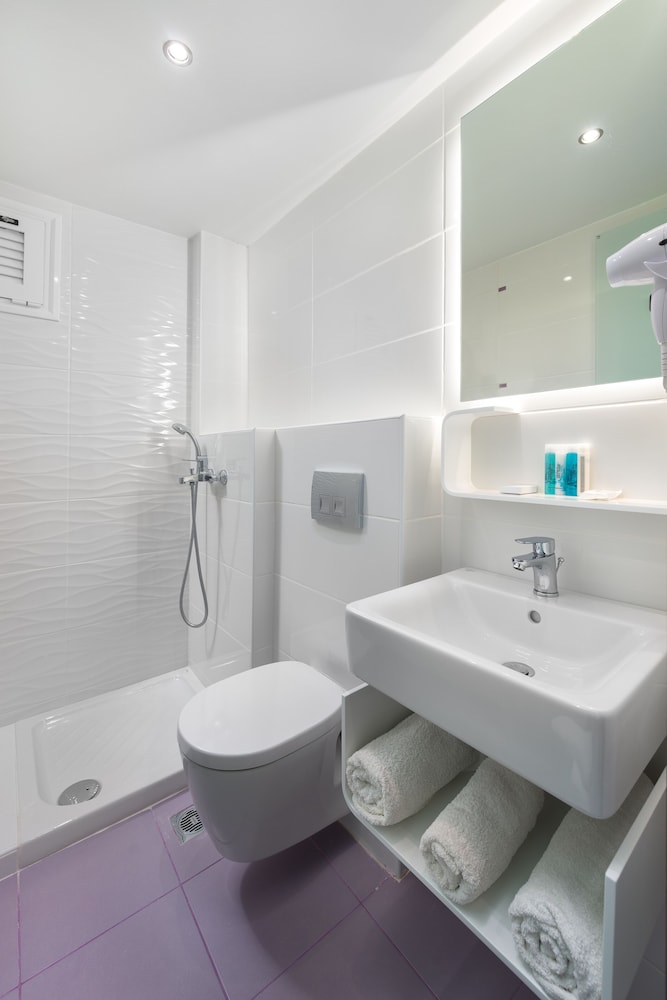 Semiramis City Hotel — Hotel rooms in Rhodes Town, South Aegean