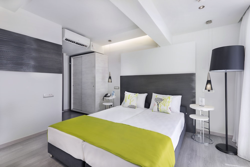 Semiramis City Hotel — Hotel rooms in Rhodes Town, South Aegean