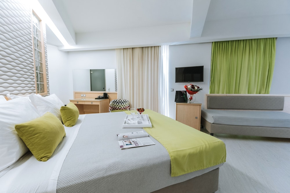 Semiramis City Hotel — Hotel rooms in Rhodes Town, South Aegean