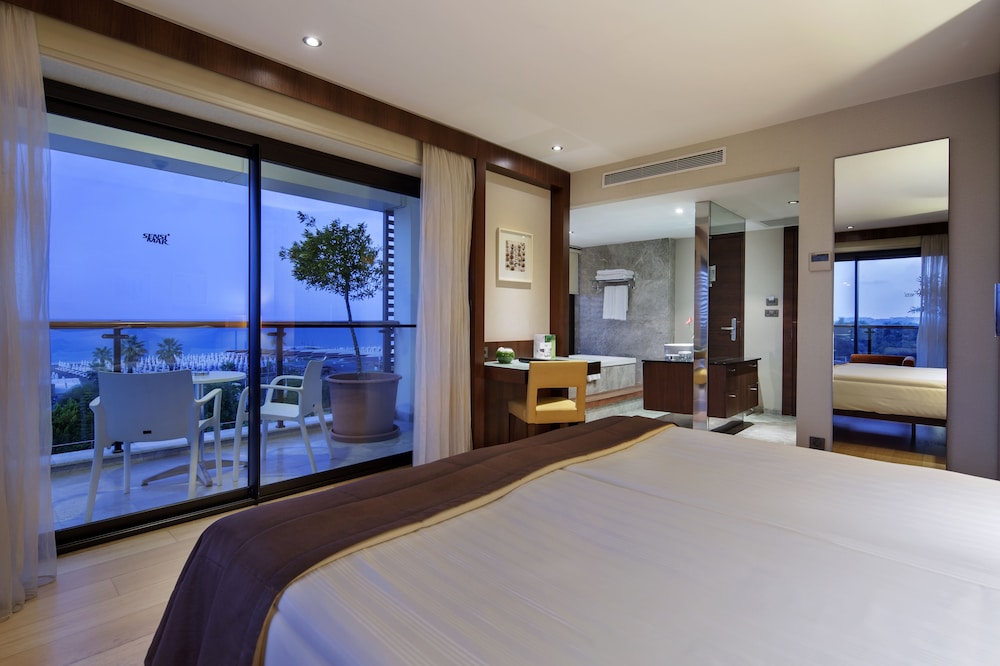 TUI Blue Side Adult Only 16-All Inclusive — Hotel rooms in Side