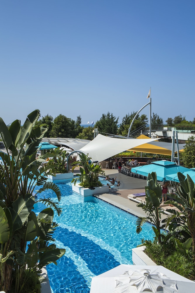 TUI Blue Side Adult Only 16-All Inclusive — Swimming pool in Side