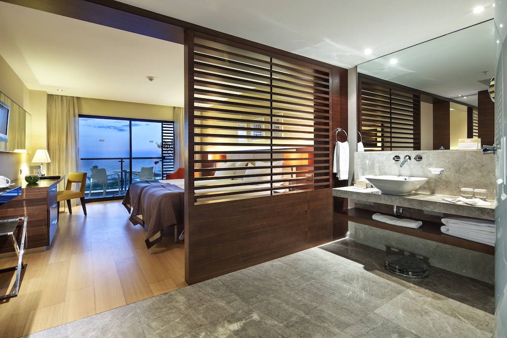 TUI Blue Side Adult Only 16-All Inclusive — Hotel rooms in Side