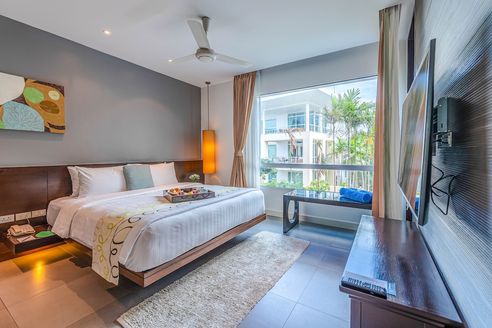 Paradox Resort Phuket — Hotel rooms in Karon, Phuket Province