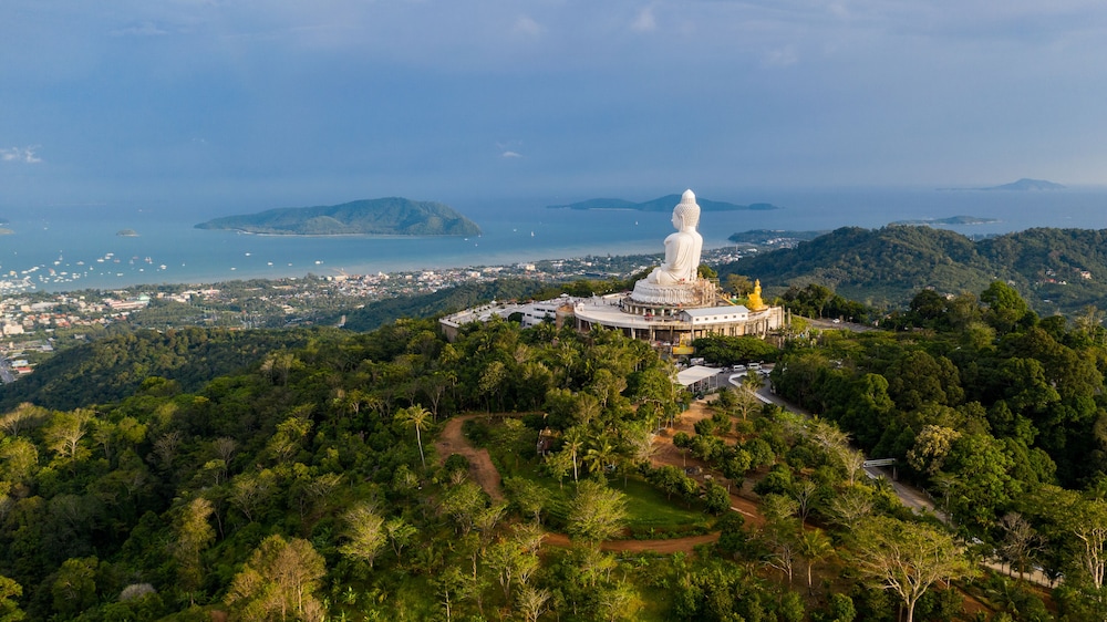Paradox Resort Phuket — Attractions in the area in Karon, Phuket Province