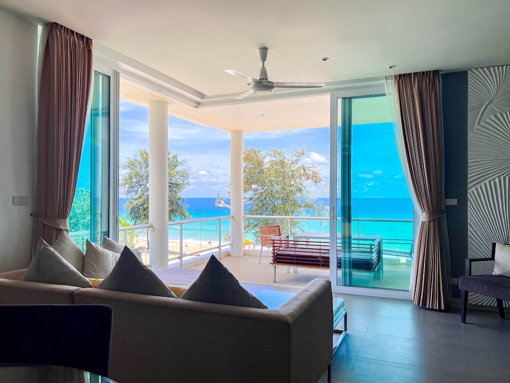 Paradox Resort Phuket — Hotel rooms in Karon, Phuket Province