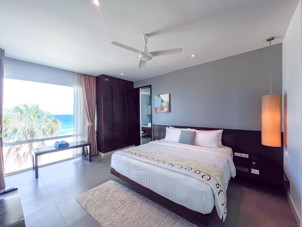 Paradox Resort Phuket — Hotel rooms in Karon, Phuket Province