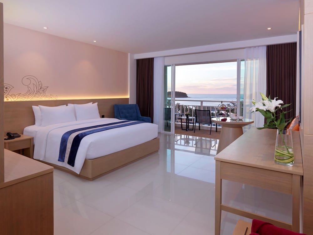 Chanalai Flora Resort, Kata Beach — Hotel rooms in Karon, Phuket Province