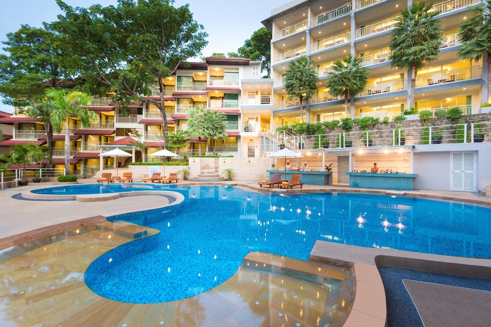 Chanalai Flora Resort, Kata Beach — Swimming pool in Karon, Phuket Province
