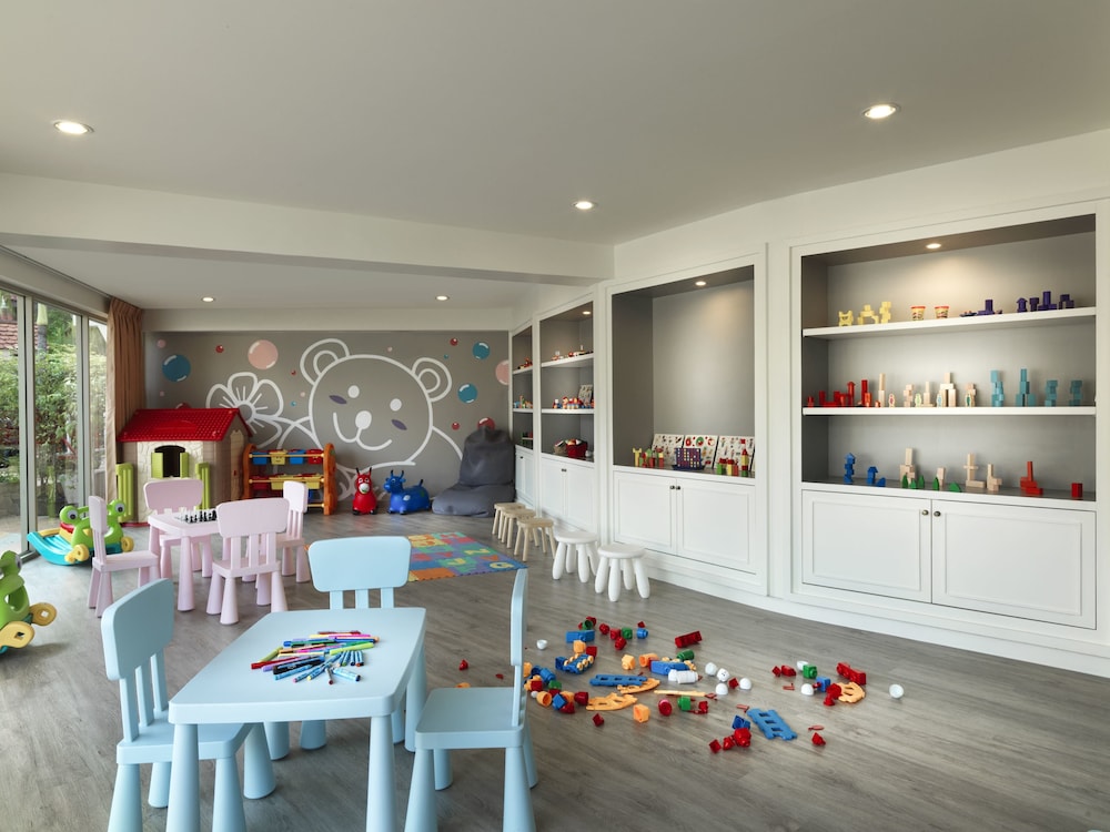 Chanalai Flora Resort, Kata Beach — Attractions for children in Karon, Phuket Province