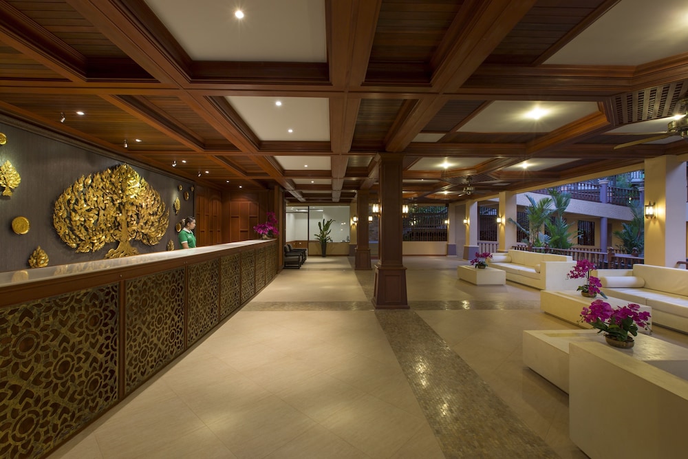 Chanalai Garden Resort, Kata Beach — Hotel building in Karon, Phuket Province