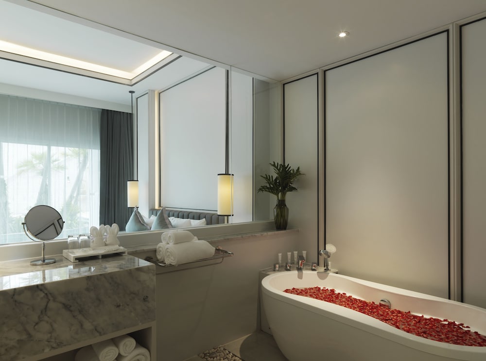 Chanalai Romantica Resort Kata Beach - Adults Only — Hotel rooms in Karon, Phuket Province