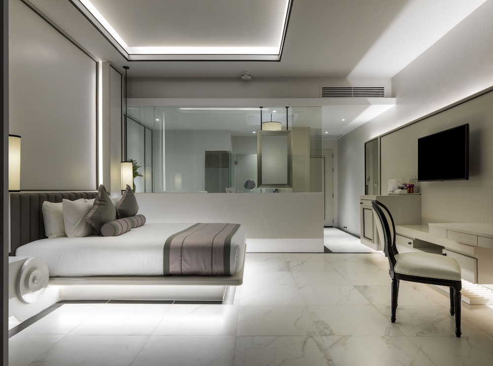 Chanalai Romantica Resort Kata Beach - Adults Only — Hotel rooms in Karon, Phuket Province