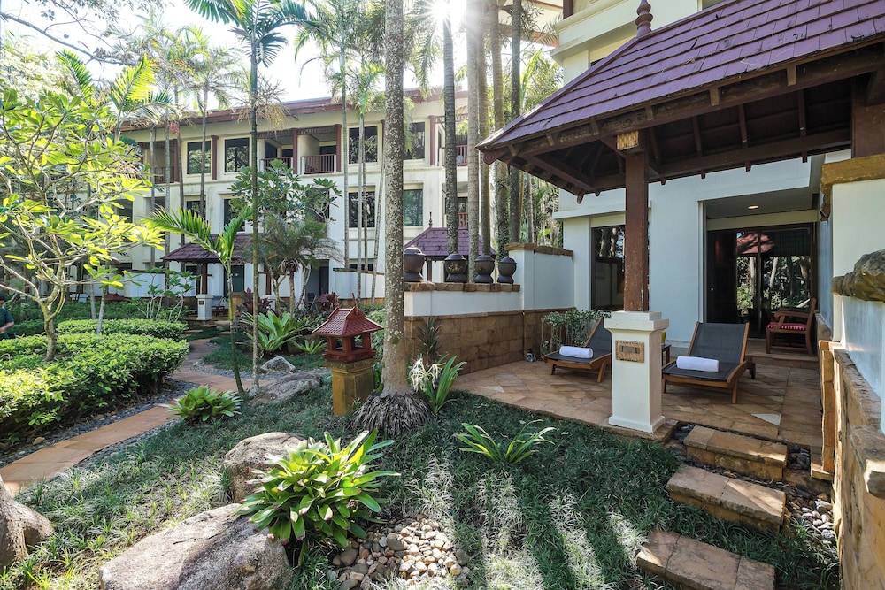 JW Marriott Phuket Resort & Spa — Hotel building in Mai Khao, Phuket Province