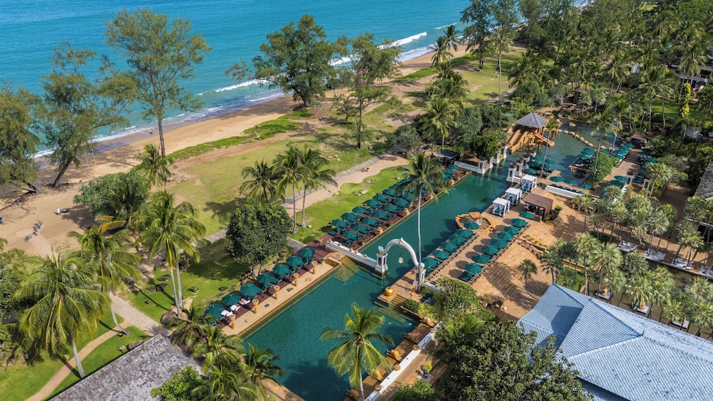 JW Marriott Phuket Resort & Spa — Swimming pool in Mai Khao, Phuket Province