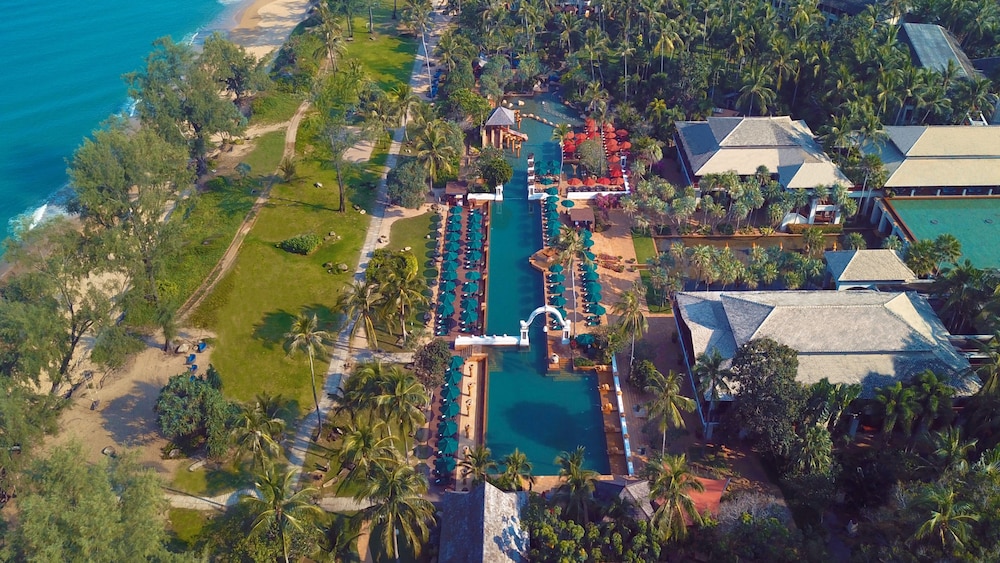 JW Marriott Phuket Resort & Spa — Swimming pool in Mai Khao, Phuket Province