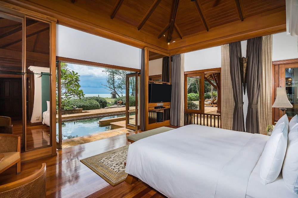 JW Marriott Phuket Resort & Spa — Hotel rooms in Mai Khao, Phuket Province