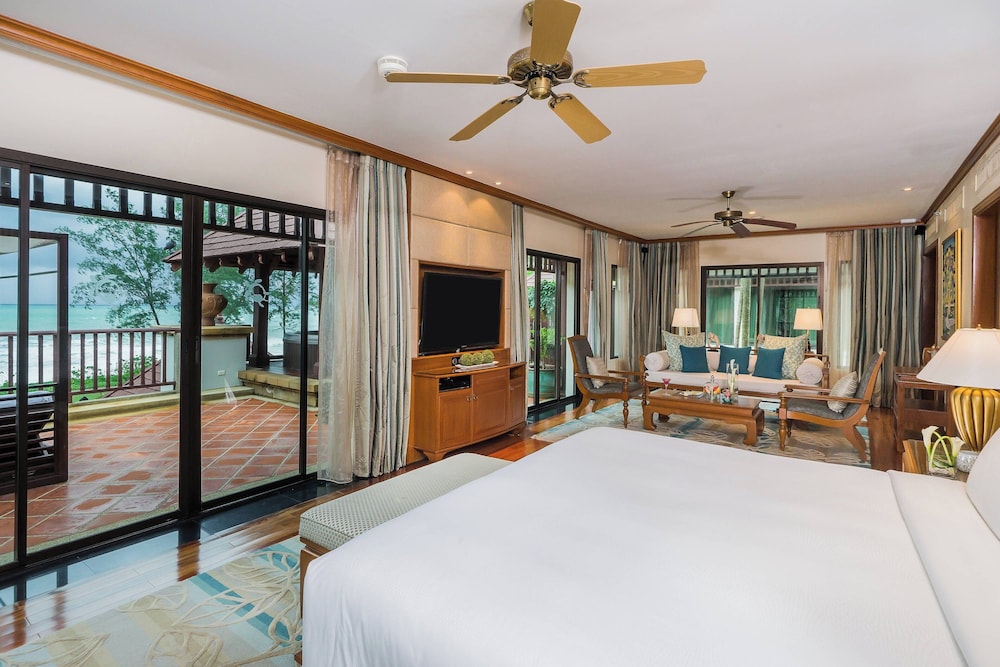 JW Marriott Phuket Resort & Spa — Hotel rooms in Mai Khao, Phuket Province