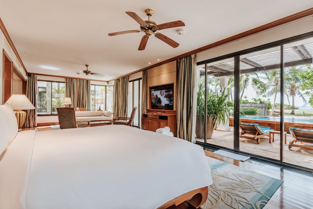 JW Marriott Phuket Resort & Spa — Hotel rooms in Mai Khao, Phuket Province