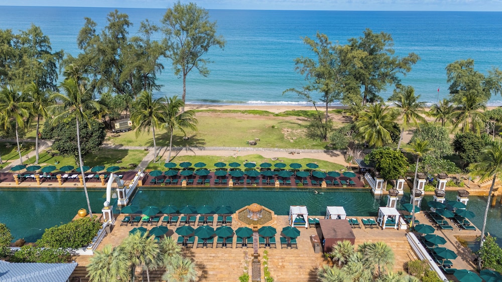 JW Marriott Phuket Resort & Spa — Swimming pool in Mai Khao, Phuket Province