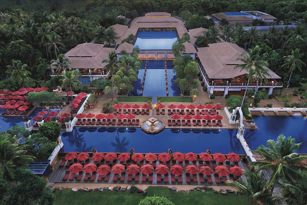 JW Marriott Phuket Resort & Spa — Swimming pool in Mai Khao, Phuket Province