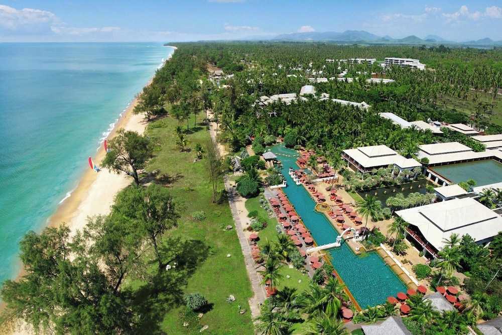 JW Marriott Phuket Resort & Spa — Beach in Mai Khao, Phuket Province