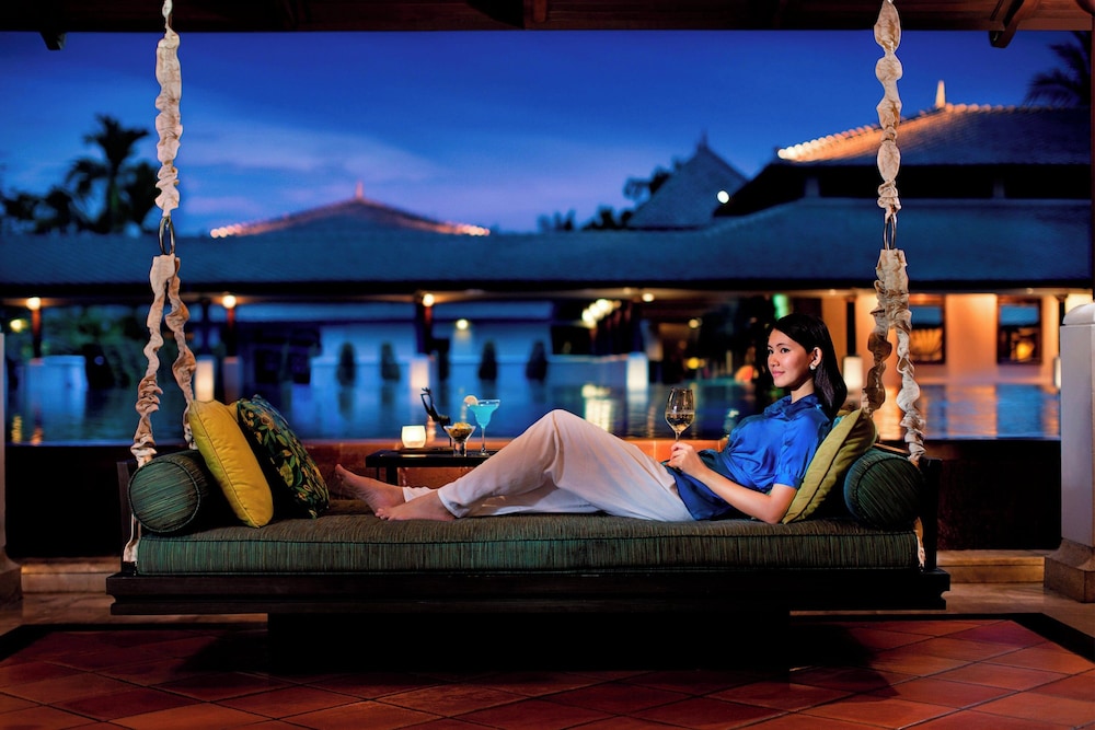JW Marriott Phuket Resort & Spa — Restaurant & bars in Mai Khao, Phuket Province