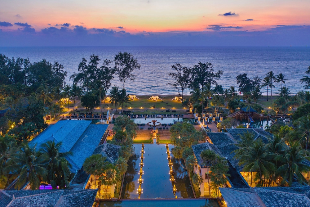 JW Marriott Phuket Resort & Spa — Beach in Mai Khao, Phuket Province