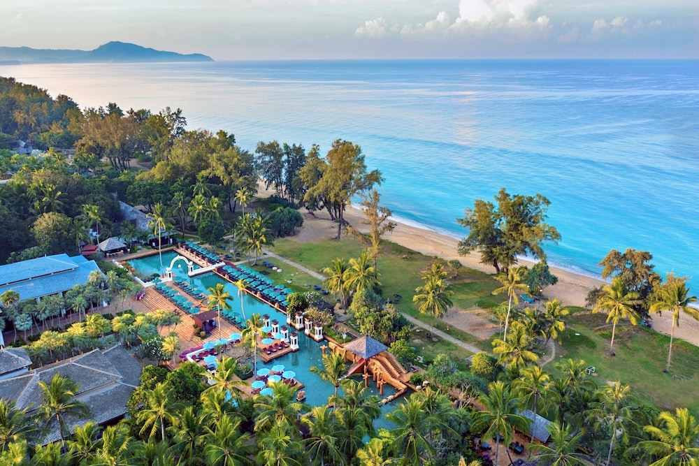 JW Marriott Phuket Resort & Spa — Swimming pool in Mai Khao, Phuket Province