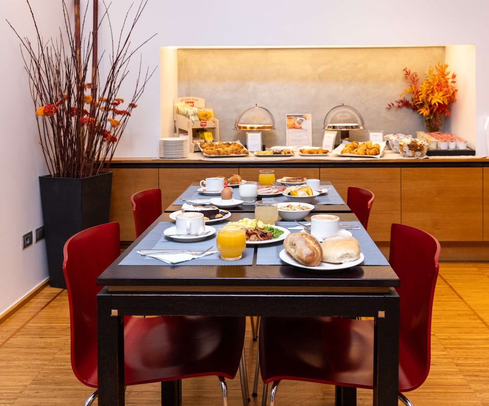 Best Western Hotel Major — Restaurant & bars in Milan, Lombardy