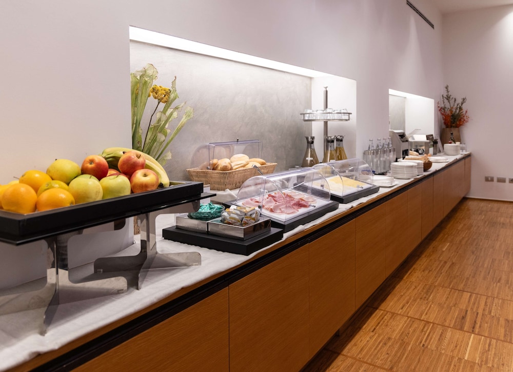 Best Western Hotel Major — Restaurant & bars in Milan, Lombardy