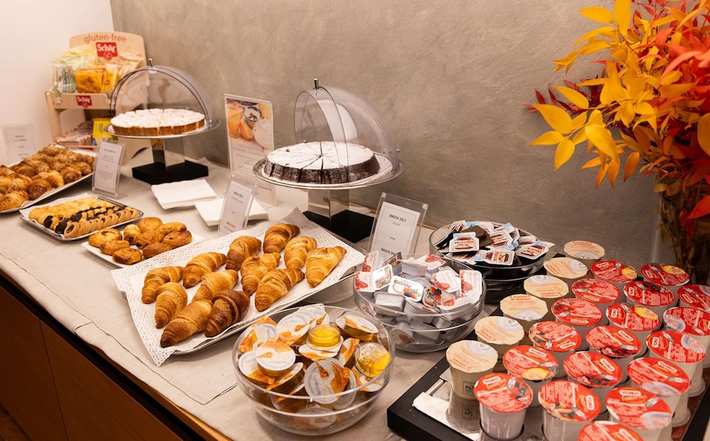 Best Western Hotel Major — Restaurant & bars in Milan, Lombardy