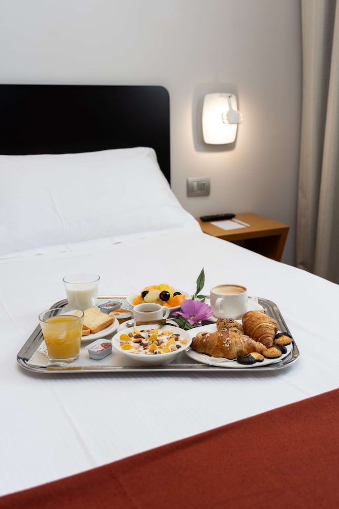 Best Western Hotel Major — Hotel rooms in Milan, Lombardy