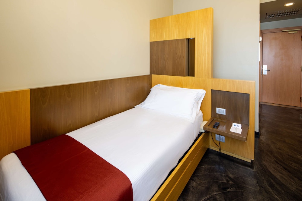 Best Western Hotel Major — Hotel rooms in Milan, Lombardy
