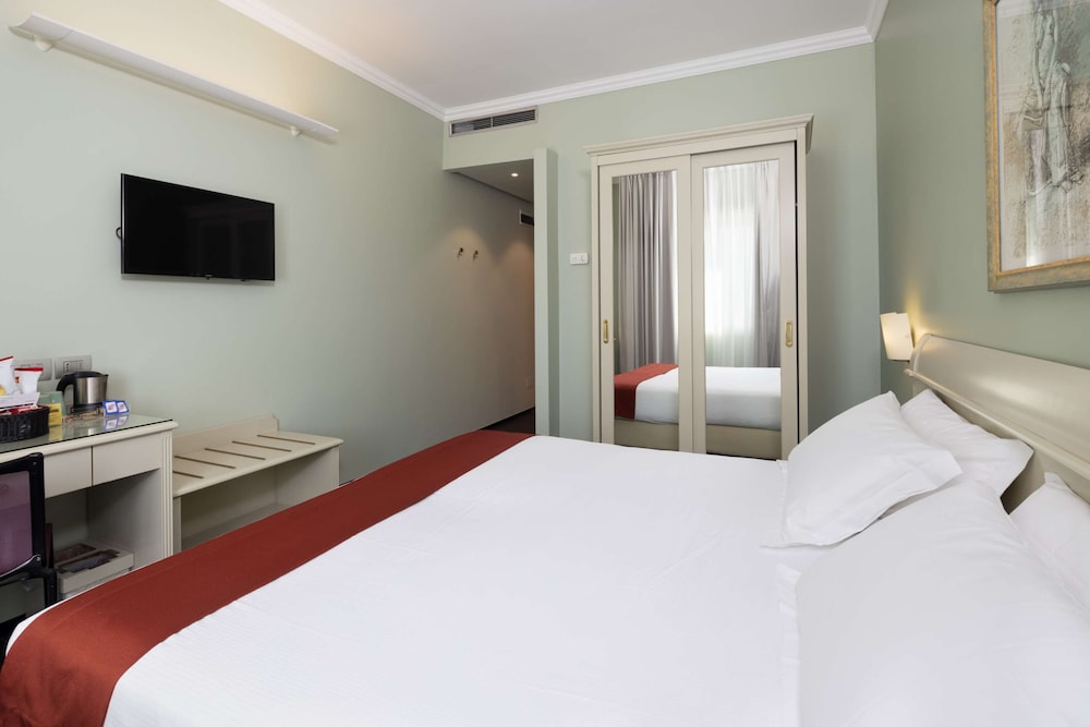 Best Western Hotel Major — Hotel rooms in Milan, Lombardy