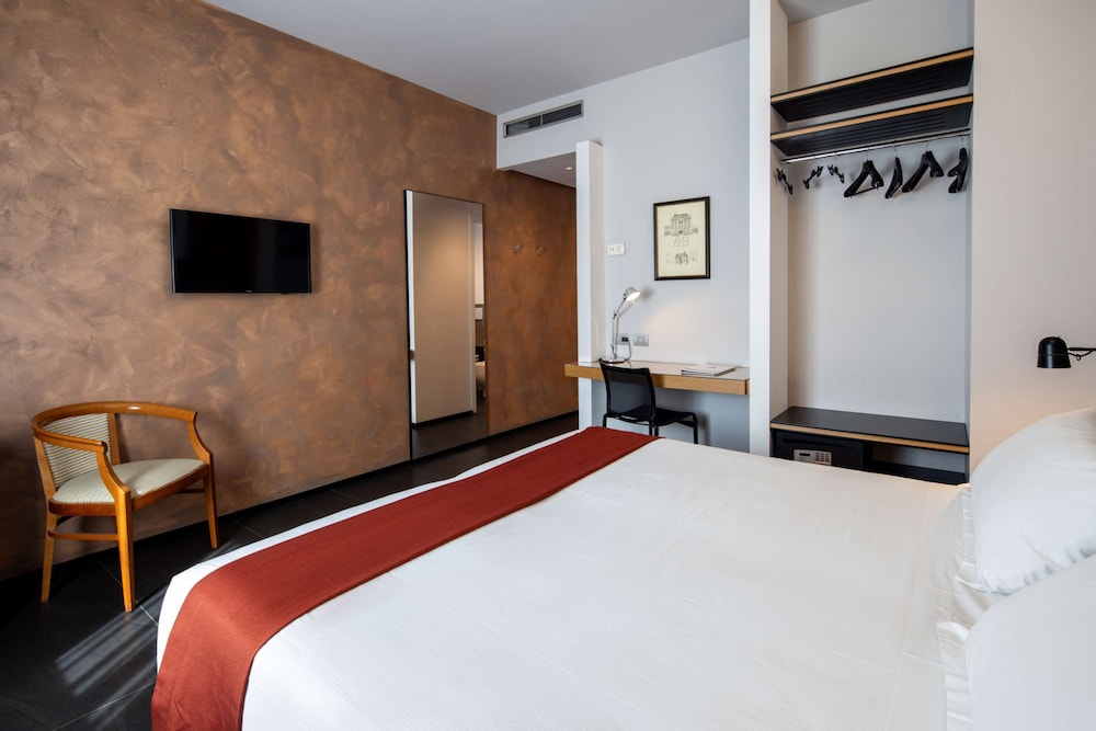 Best Western Hotel Major — Hotel rooms in Milan, Lombardy