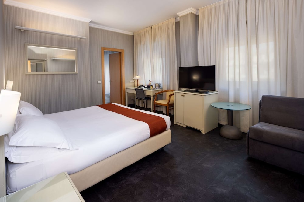 Best Western Hotel Major — Hotel rooms in Milan, Lombardy