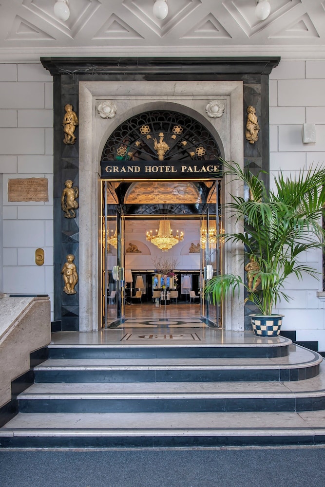 Grand Hotel Palace Rome — Hotel building in Rome, Lazio
