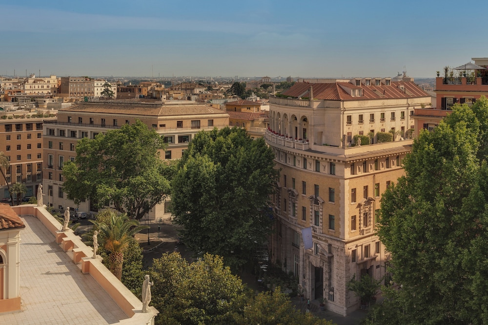 Grand Hotel Palace Rome — Hotel building in Rome, Lazio