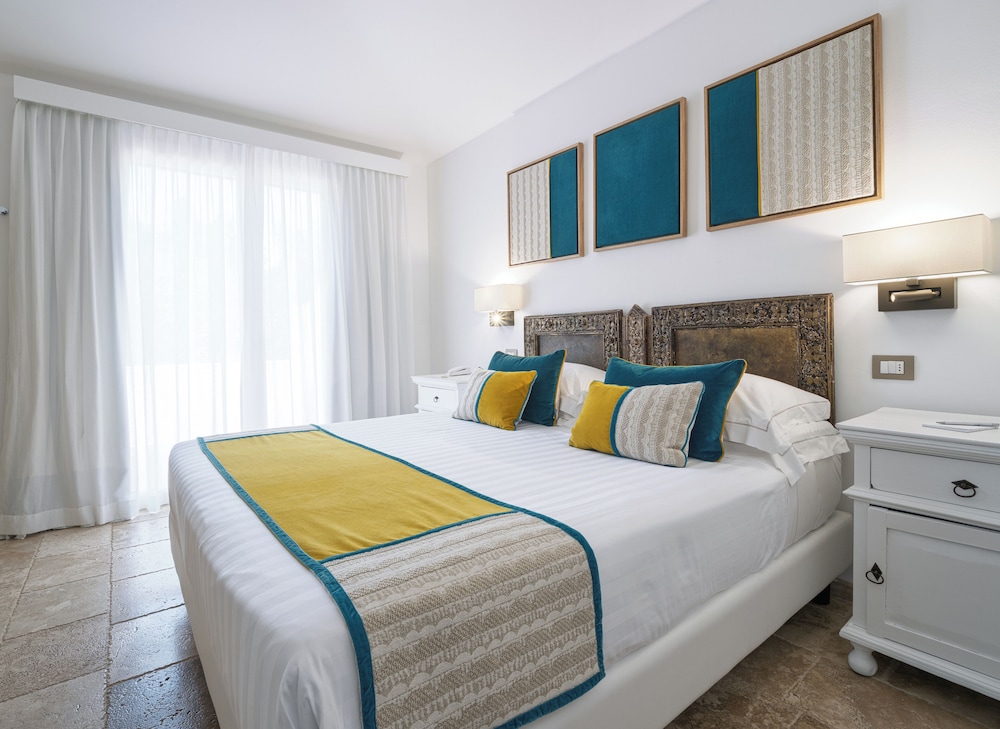 Hotel Cala Caterina - Relaxing Escape — Hotel rooms in Villasimius, Sardinia