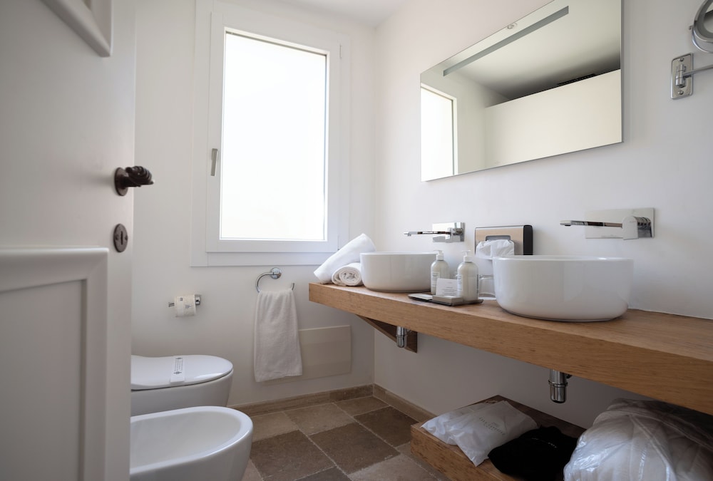 Hotel Cala Caterina - Relaxing Escape — Hotel rooms in Villasimius, Sardinia