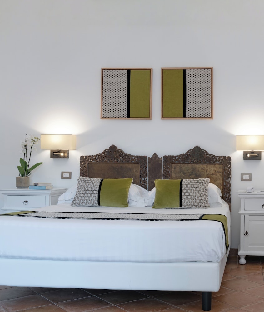 Hotel Cala Caterina - Relaxing Escape — Hotel rooms in Villasimius, Sardinia