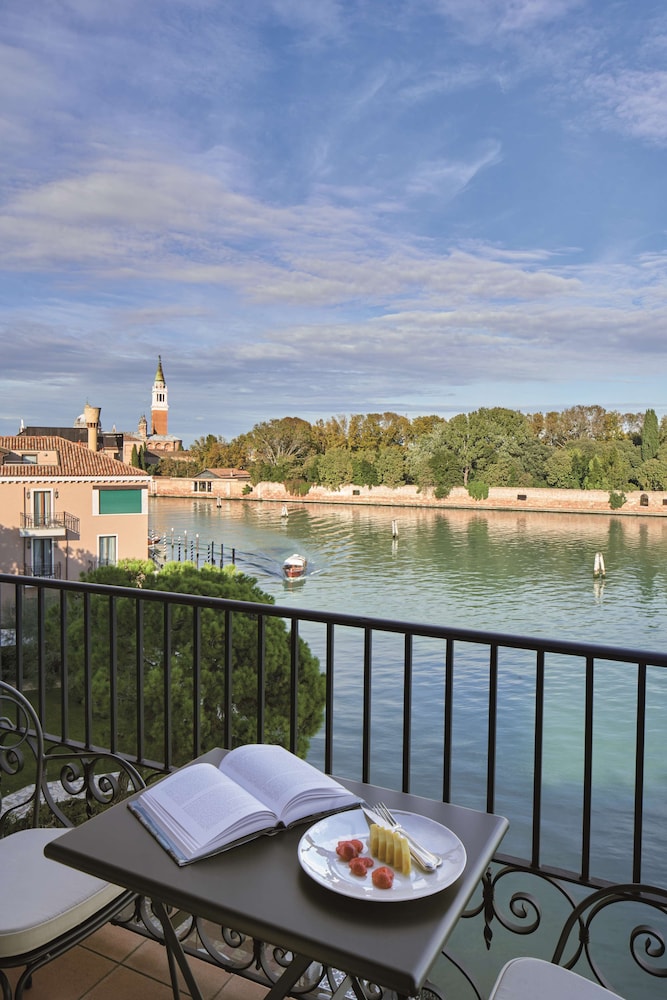 Hotel Cipriani, A Belmond Hotel, Venice — Attractions in the area in Venice, Veneto